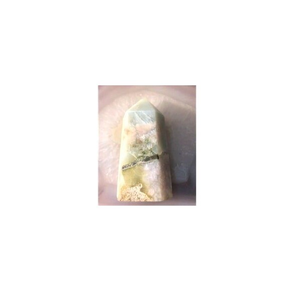 Genuine Green Flower Agate Tower - Picture 3 of 7